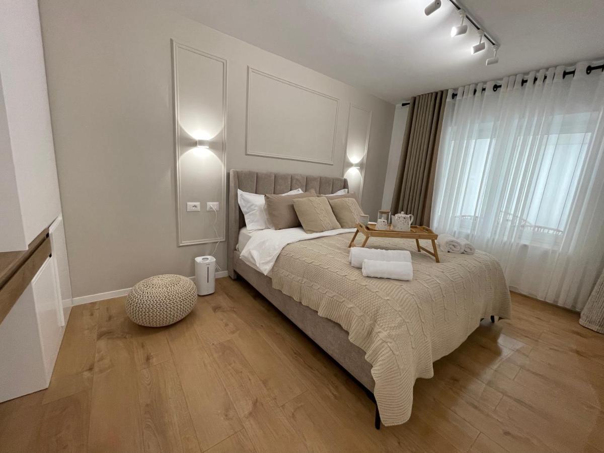 Square Inn Tirana City Center Zewnętrze zdjęcie