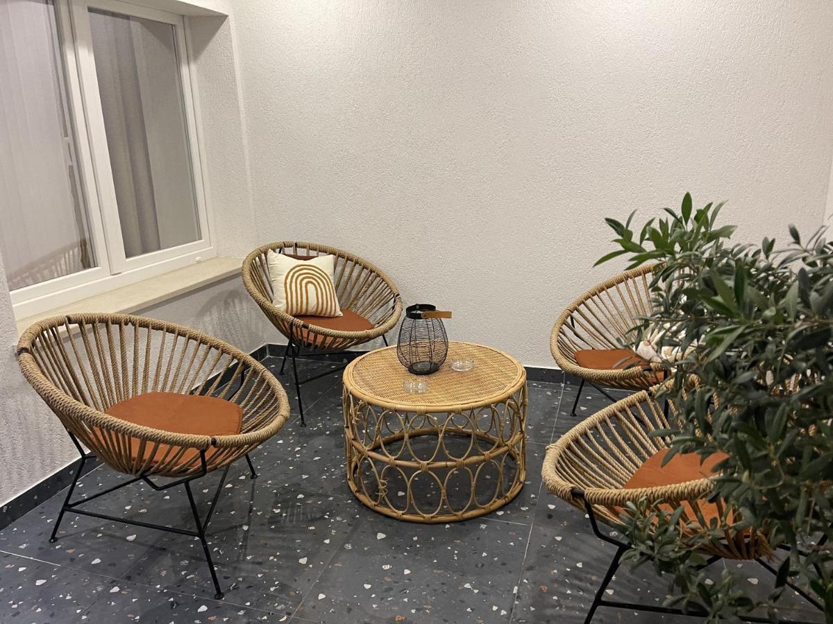 Square Inn Tirana City Center Zewnętrze zdjęcie