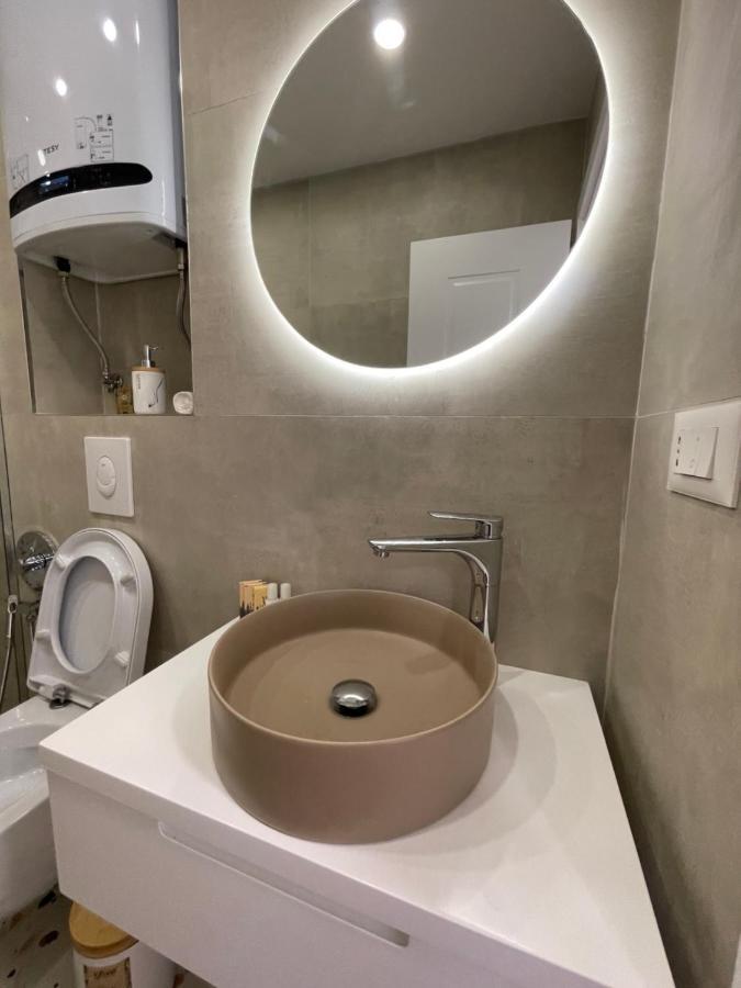 Square Inn Tirana City Center Zewnętrze zdjęcie