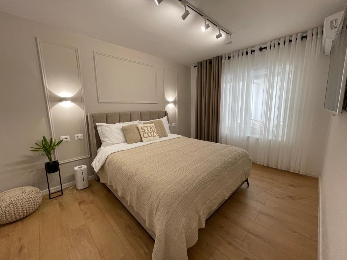 Square Inn Tirana City Center Zewnętrze zdjęcie